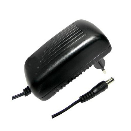 ALIMENTADOR DCU CONMUTADO 9V 1A JACK 5 5X2 1MM