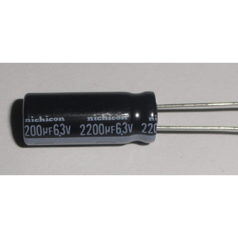 CONDENSADOR ELECTROLITICO RADIAL 2200µF 6 3V 105º