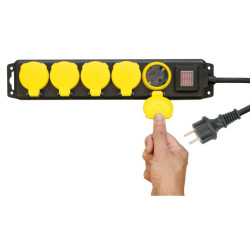 BASE 5 TOMAS SCHUKO C/INTERRUPTOR TAPAS EXTERIOR