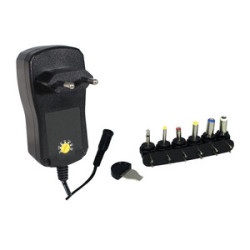 ALIMENTADOR UNIVERSAL 100-240VAC 12W 3-12V