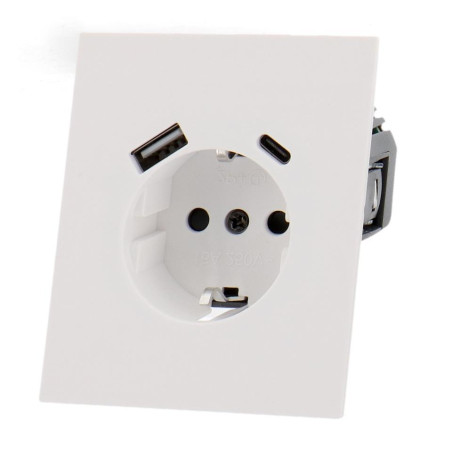ENCHUFE BLANCO CON TOMA DE USB Y C SERIE CC