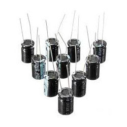 CONDENSADOR 4,7 MF 16V 105º