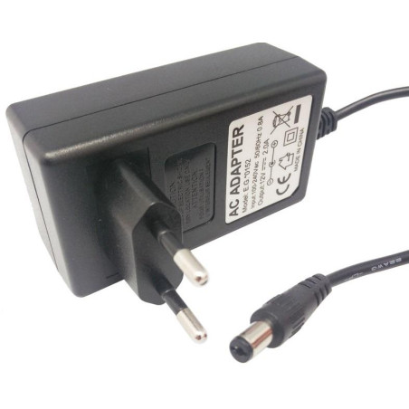 ALIMENTADOR SALIDA FIJA 12V 2A Ø 5 5x2 1mm