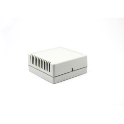 CAJA PLASTICO TAPA PP73 84X84X36MM 