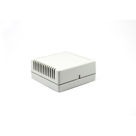 CAJA PLASTICO TAPA PP73 84X84X36MM 