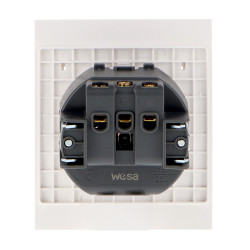 Enchufe Tipo Schuko Con Tapa - CC  Gris