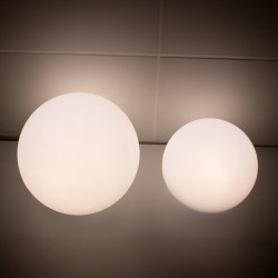 Bola LED Sara solar para exterior 25Ø cm  3000K